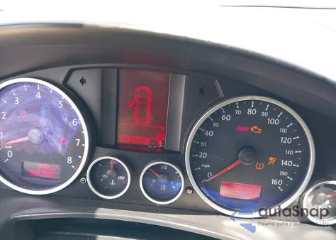 2010 Volkswagen Touareg Vr6 Fsi z USA, uszkodzony, nr VIN WVGBF7A91AD002004